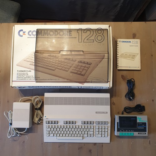 Commodore c128 box - commodore,